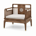 Sillón de madera de nogal con cojín de lino beige